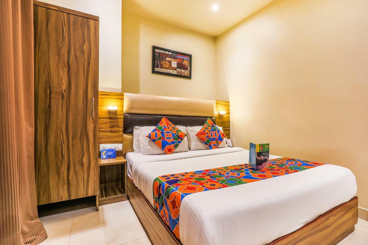 Fabexpress Liwa International Andheri East Hotell Mumbai Exteriör bild
