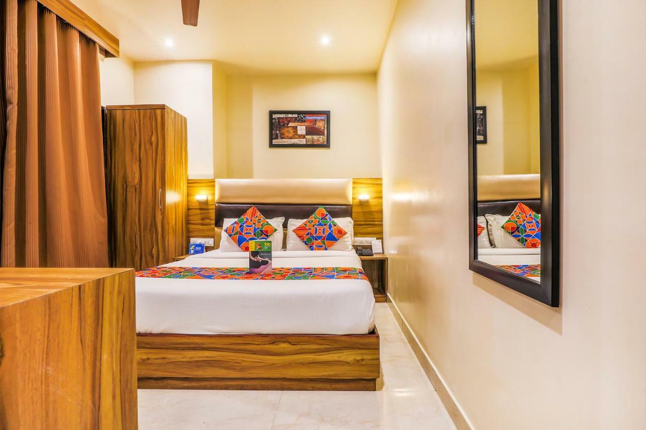 Fabexpress Liwa International Andheri East Hotell Mumbai Exteriör bild