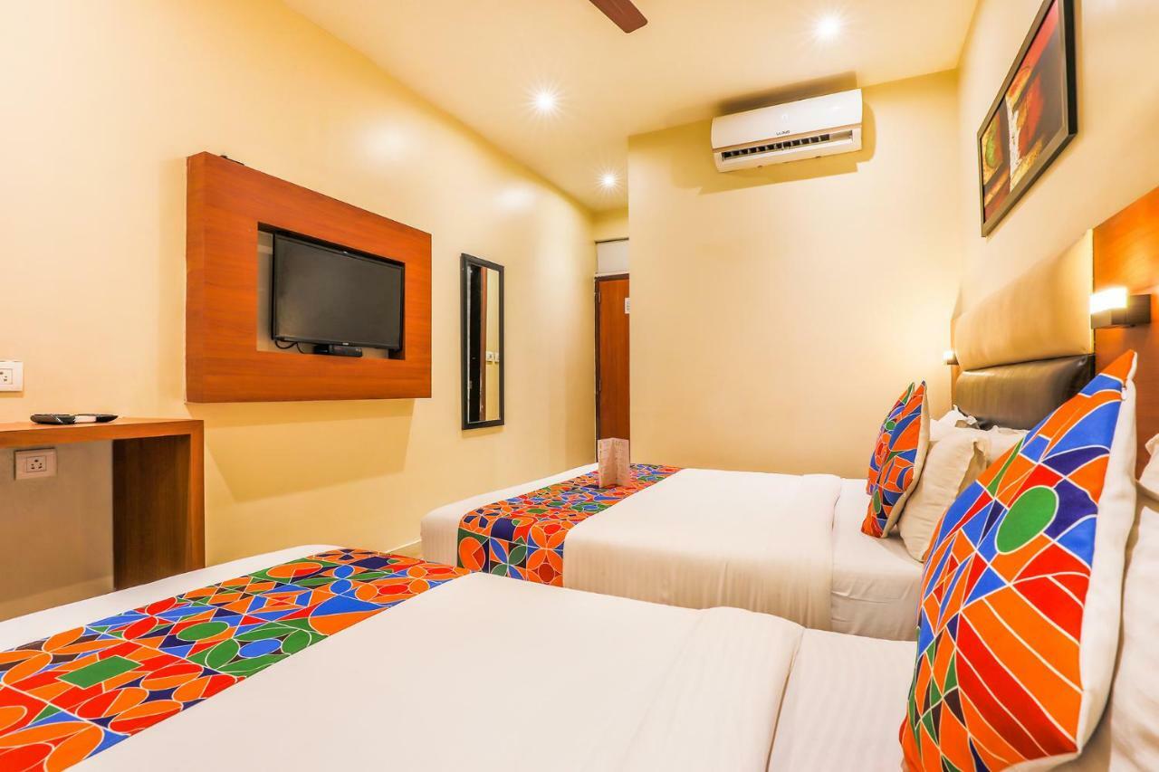 Fabexpress Liwa International Andheri East Hotell Mumbai Exteriör bild